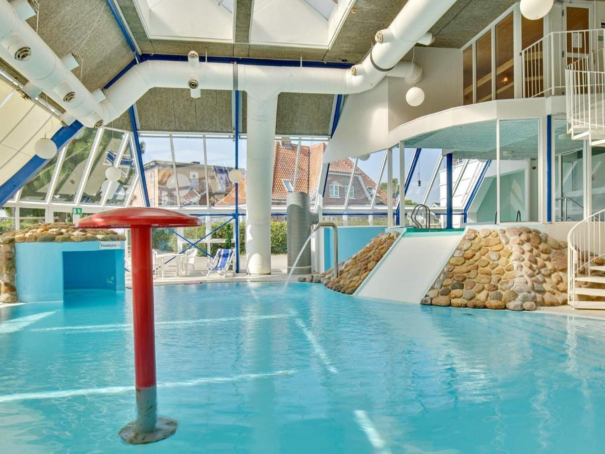 6 Person Holiday Home On A Holiday Park In Hejls Esterno foto