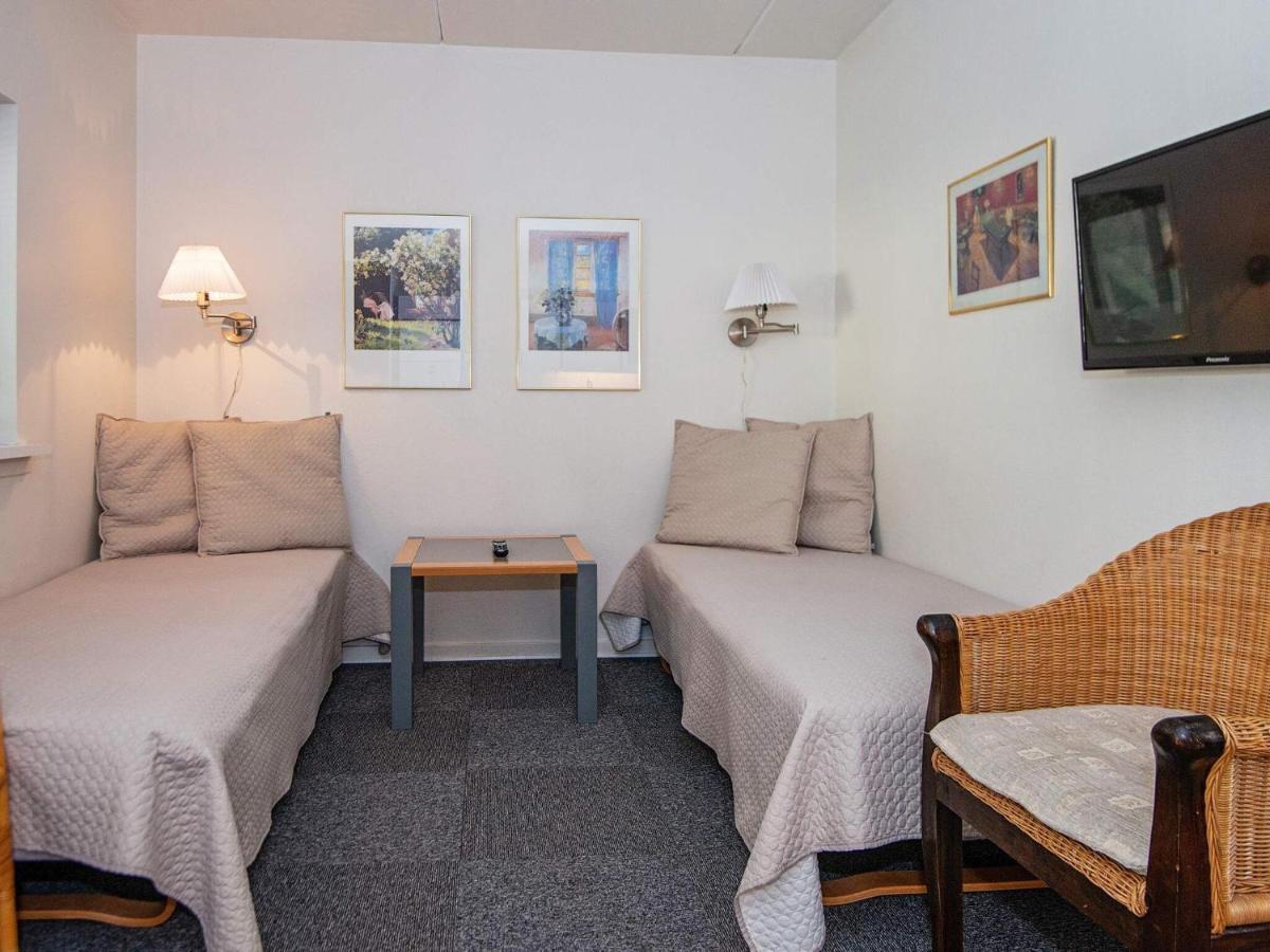 6 Person Holiday Home On A Holiday Park In Hejls Esterno foto